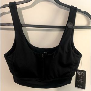 NWT Cotton On Body Premium Ultimate Zip Front Vestlette in Black Sz. Small